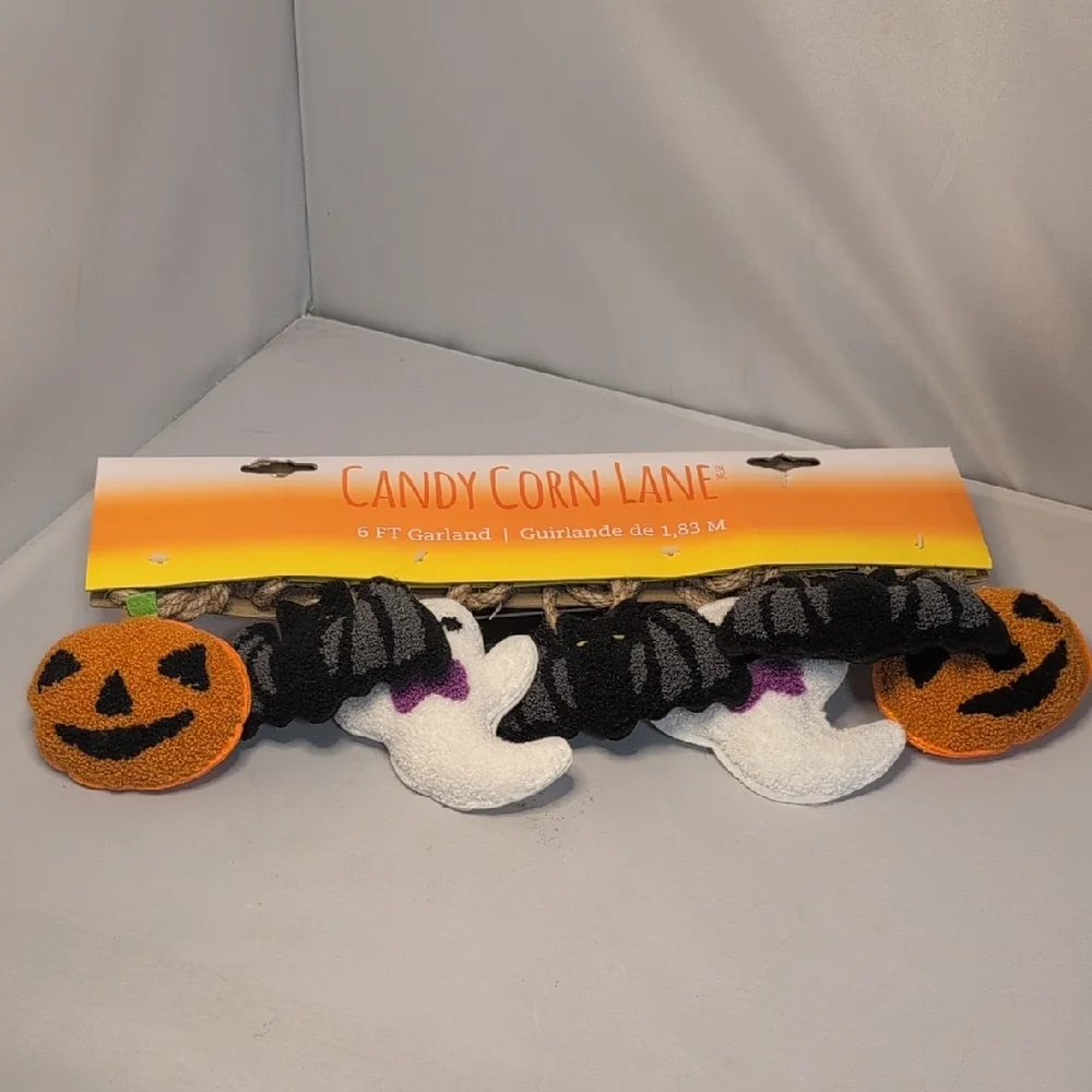 Candy Cane Lane Halloween 6 Foot Garland Ghost Jack O' Lantern Bat